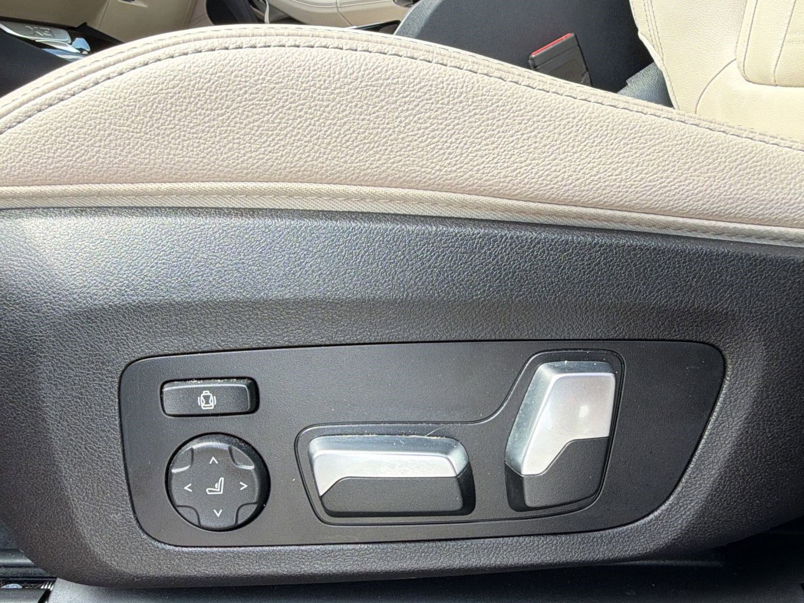 Used 2020 BMW X3 xDrive30i w/ Convenience Package image 13