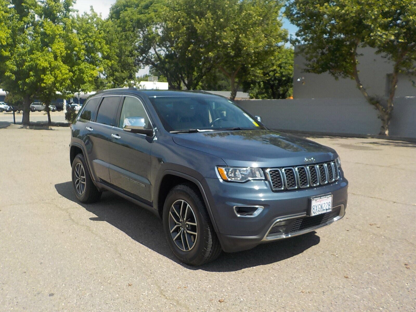 Used 2021 Jeep Grand Cherokee Limited w/ Trailer Tow Group IV AWD/4WD image 4