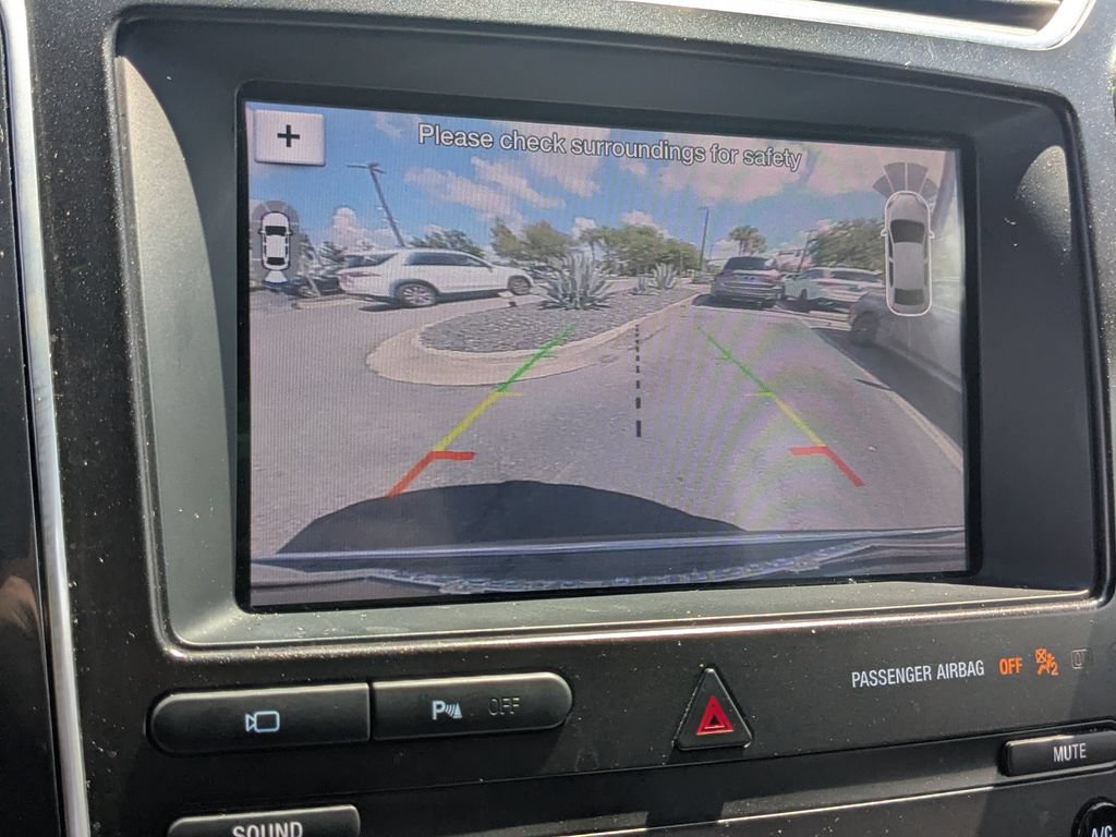 Used 2019 Ford Explorer Limited w/ Class III Trailer Tow Package FWD image 8