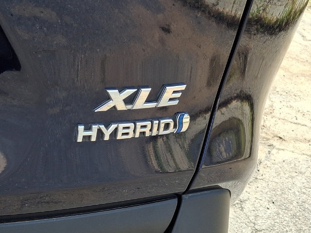 Used 2022 Toyota RAV4 XLE w/ Convenience Package AWD/4WD image 49