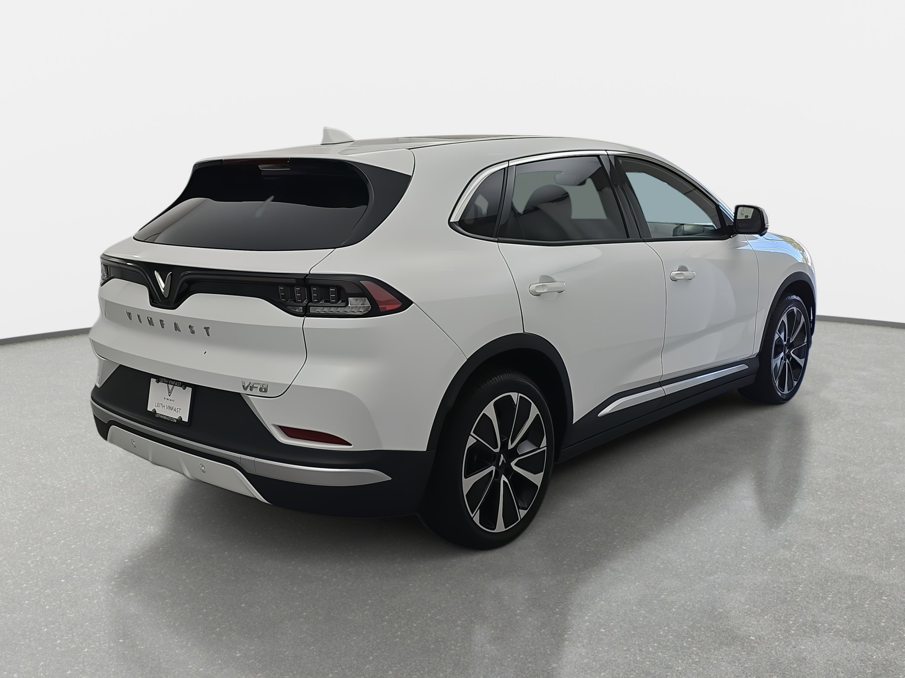 New 2025 VinFast VF 8 Plus image 5