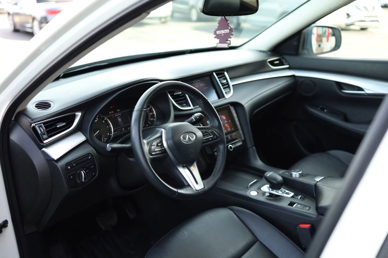 Used 2021 INFINITI QX50 Luxe AWD/4WD image 20