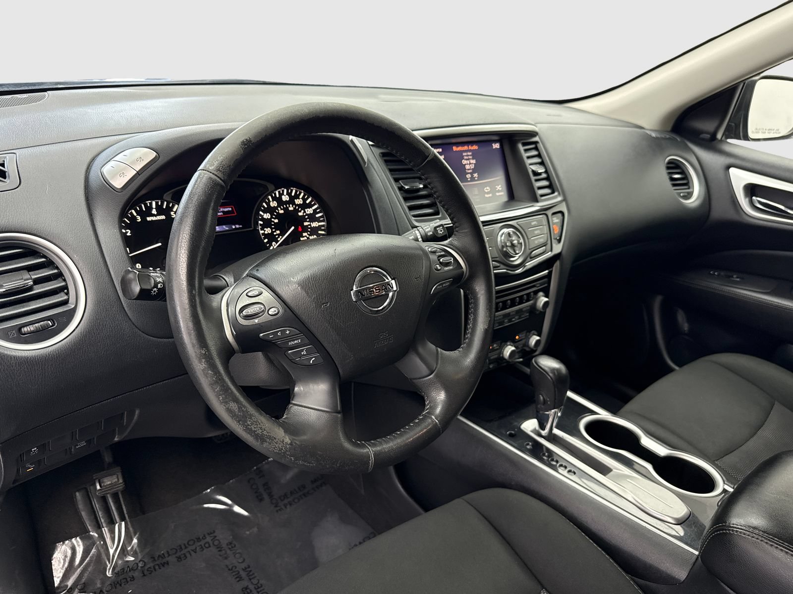 Used 2020 Nissan Pathfinder SV FWD image 18