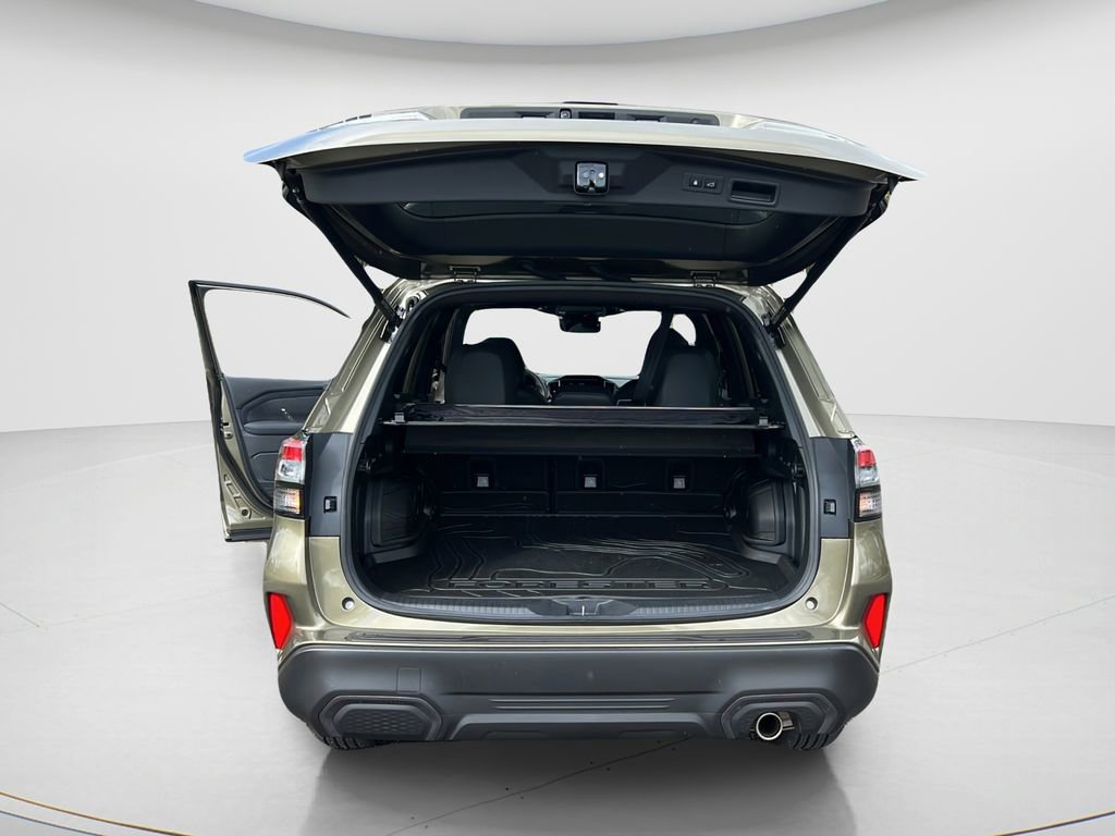 Used 2025 Subaru Forester Limited w/ Popular Package #2 AWD/4WD image 22