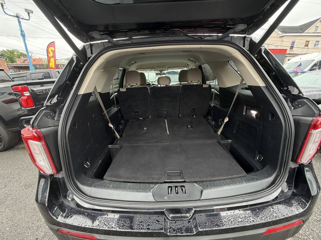 Used 2022 Ford Explorer 4WD image 23