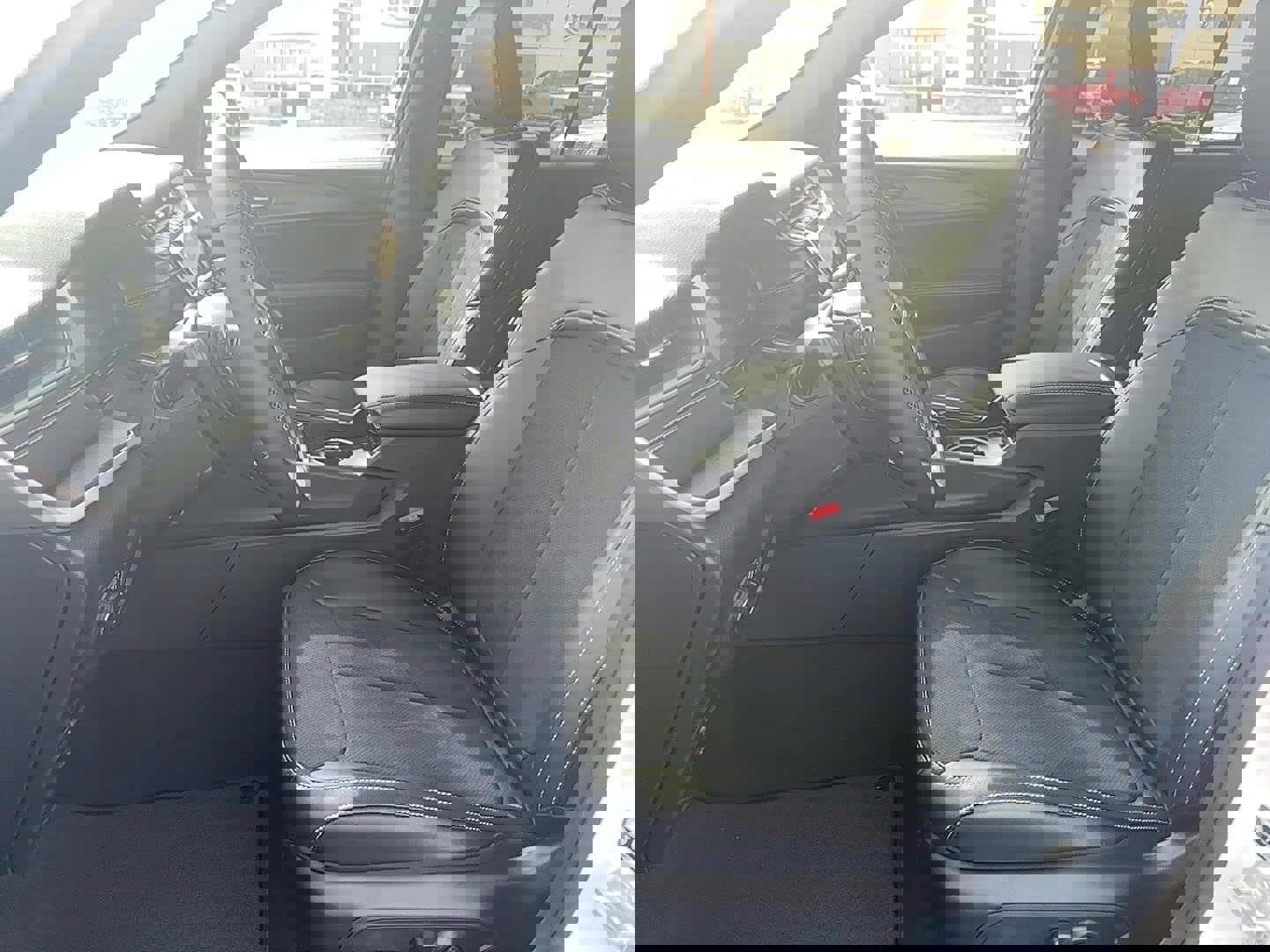 New 2025 Jeep Grand Cherokee Altitude image 10