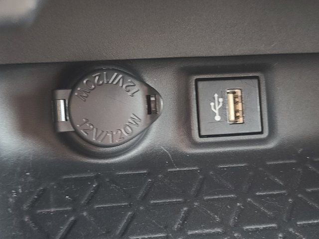 Used 2023 Toyota RAV4 SE image 26