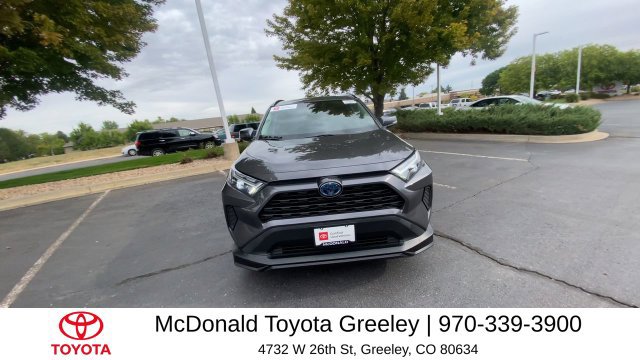 Certified 2024 Toyota RAV4 LE AWD/4WD image 2