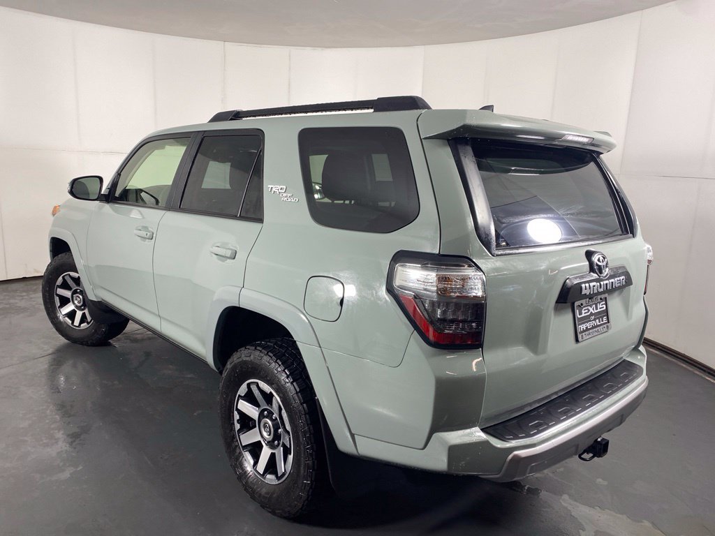 Used 2022 Toyota 4Runner TRD Off-Road Premium AWD/4WD image 11