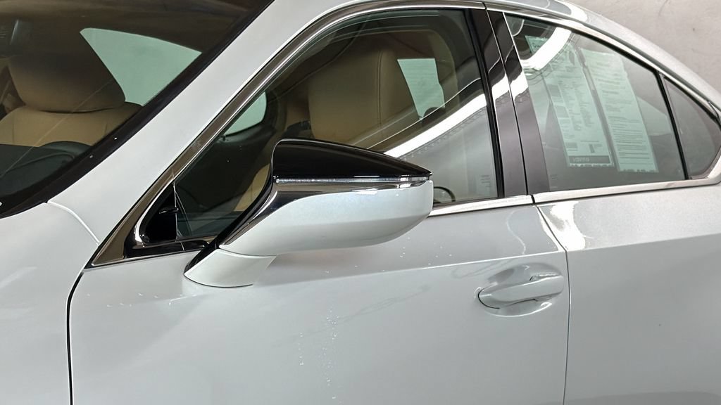 Certified 2024 Lexus ES 350 w/ Premium Package FWD image 5