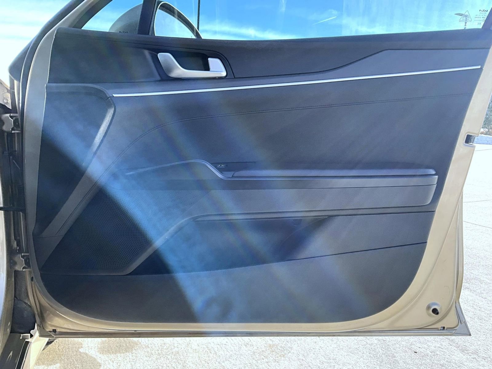 Used 2022 Kia K5 LXS image 17