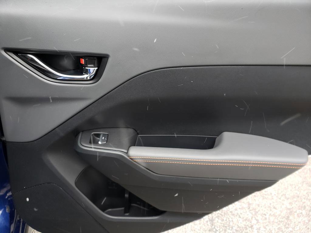 Used 2025 Subaru Crosstrek 2.5i Limited w/ Crosstrek Mirror Package AWD/4WD image 17