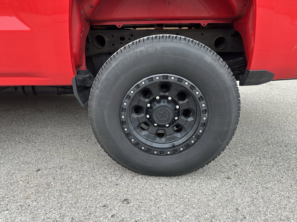 Used 2018 Chevrolet Silverado 2500 W/T w/ WT Convenience Package image 8