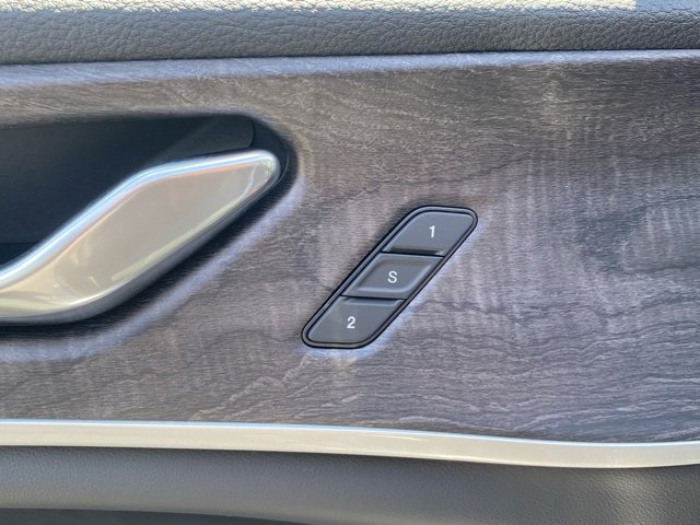 New 2025 Jeep Grand Cherokee L Limited w/ Luxury Tech Group II image 13