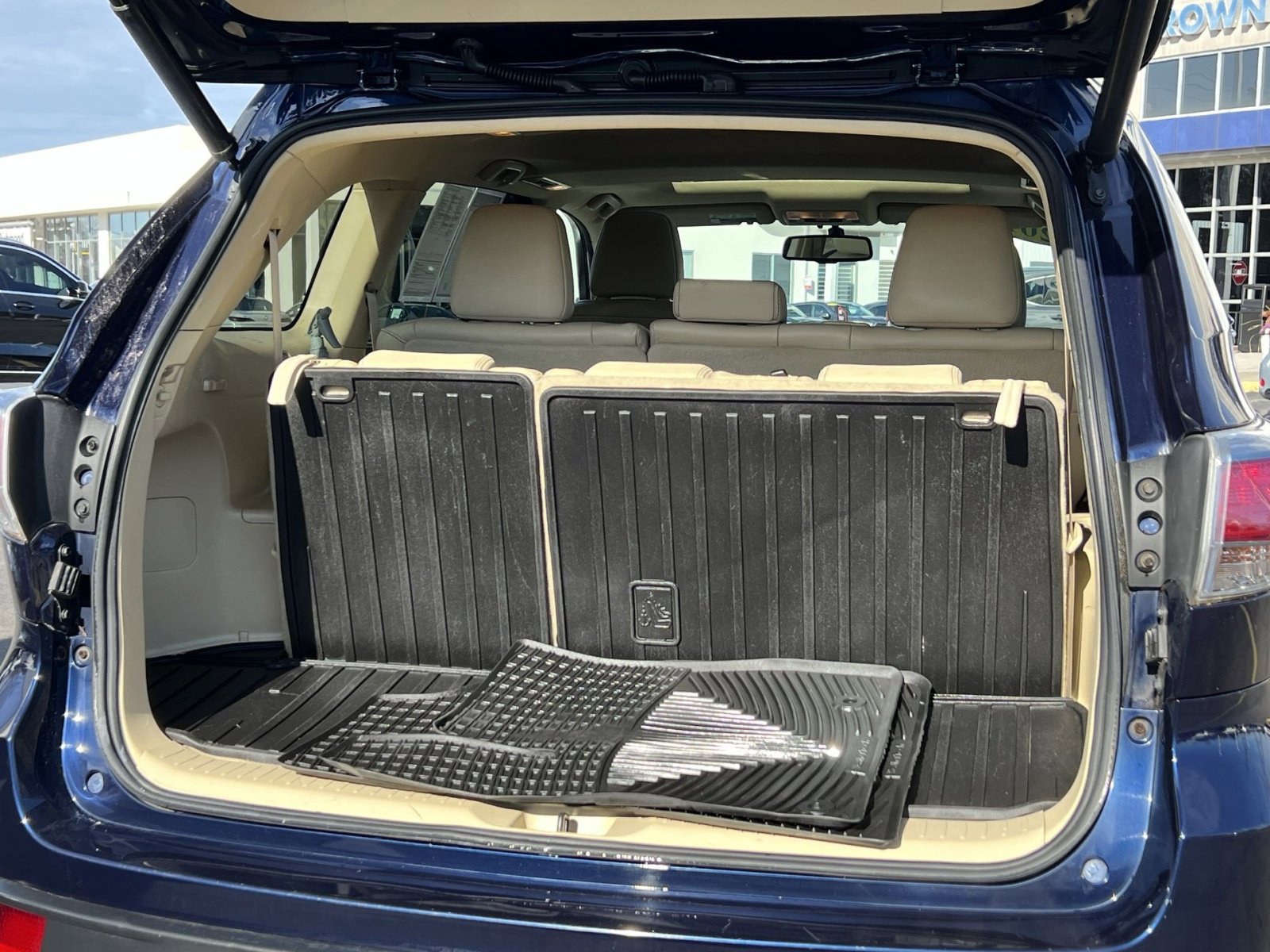 Used 2016 Toyota Highlander XLE image 28