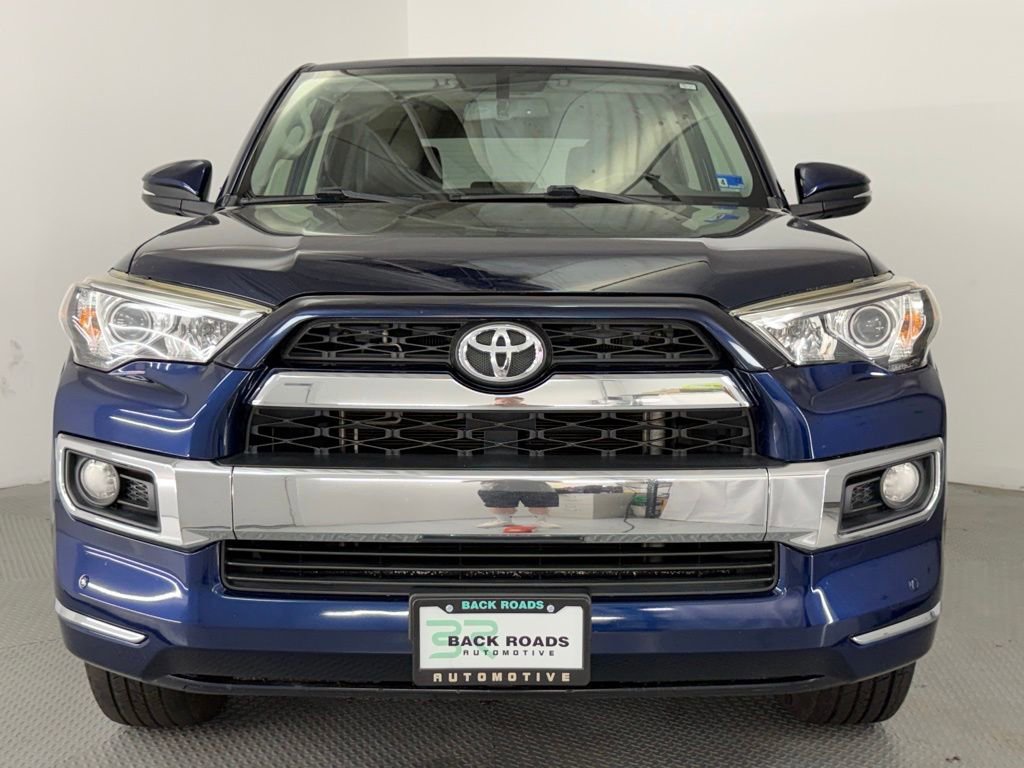 Used 2015 Toyota 4Runner Limited AWD/4WD image 2