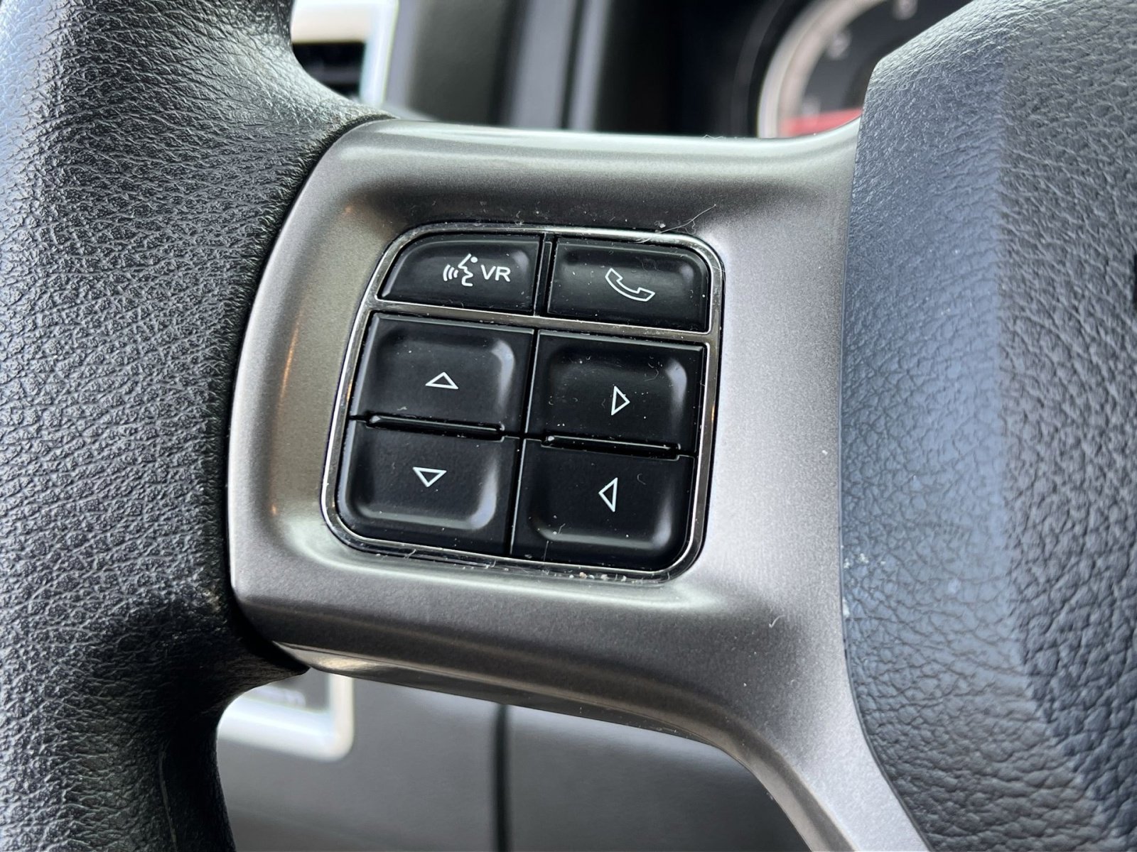 Used 2024 RAM 1500 Classic SLT image 31