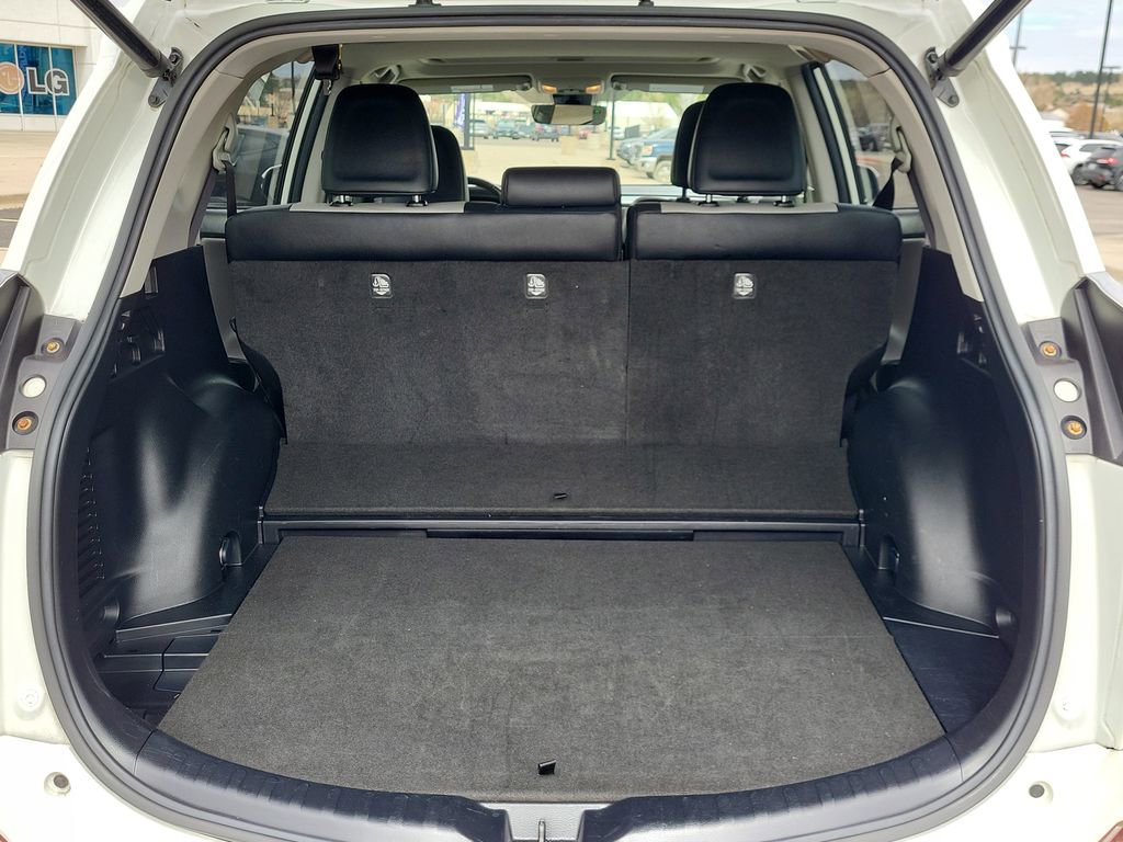Used 2016 Toyota RAV4 Limited image 14