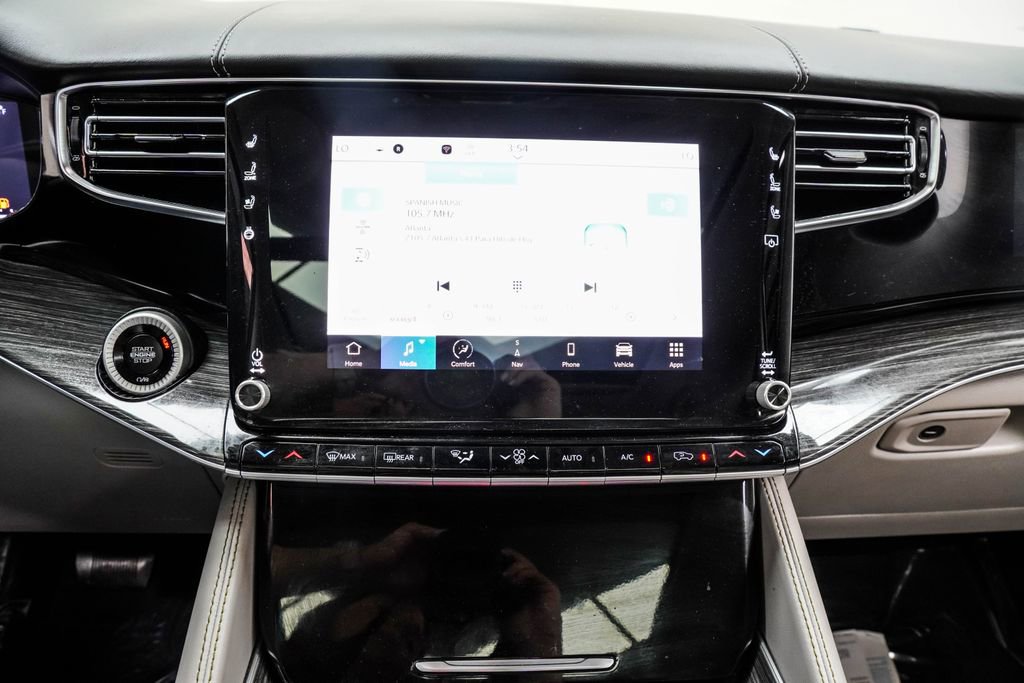 Used 2022 Jeep Wagoneer Series III w/ Premium Group I AWD/4WD image 27