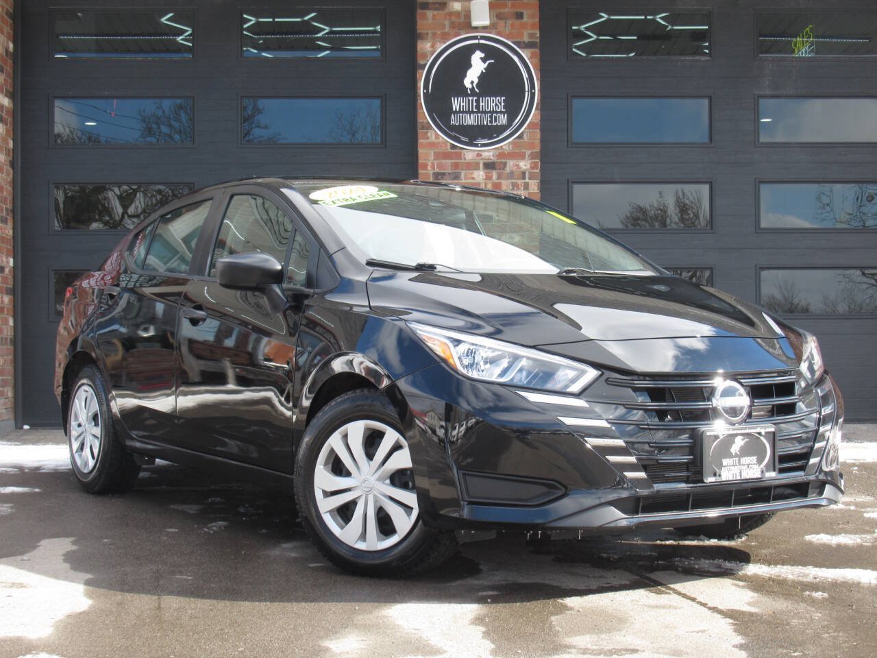 Used 2024 Nissan Versa S w/ Trunk Package