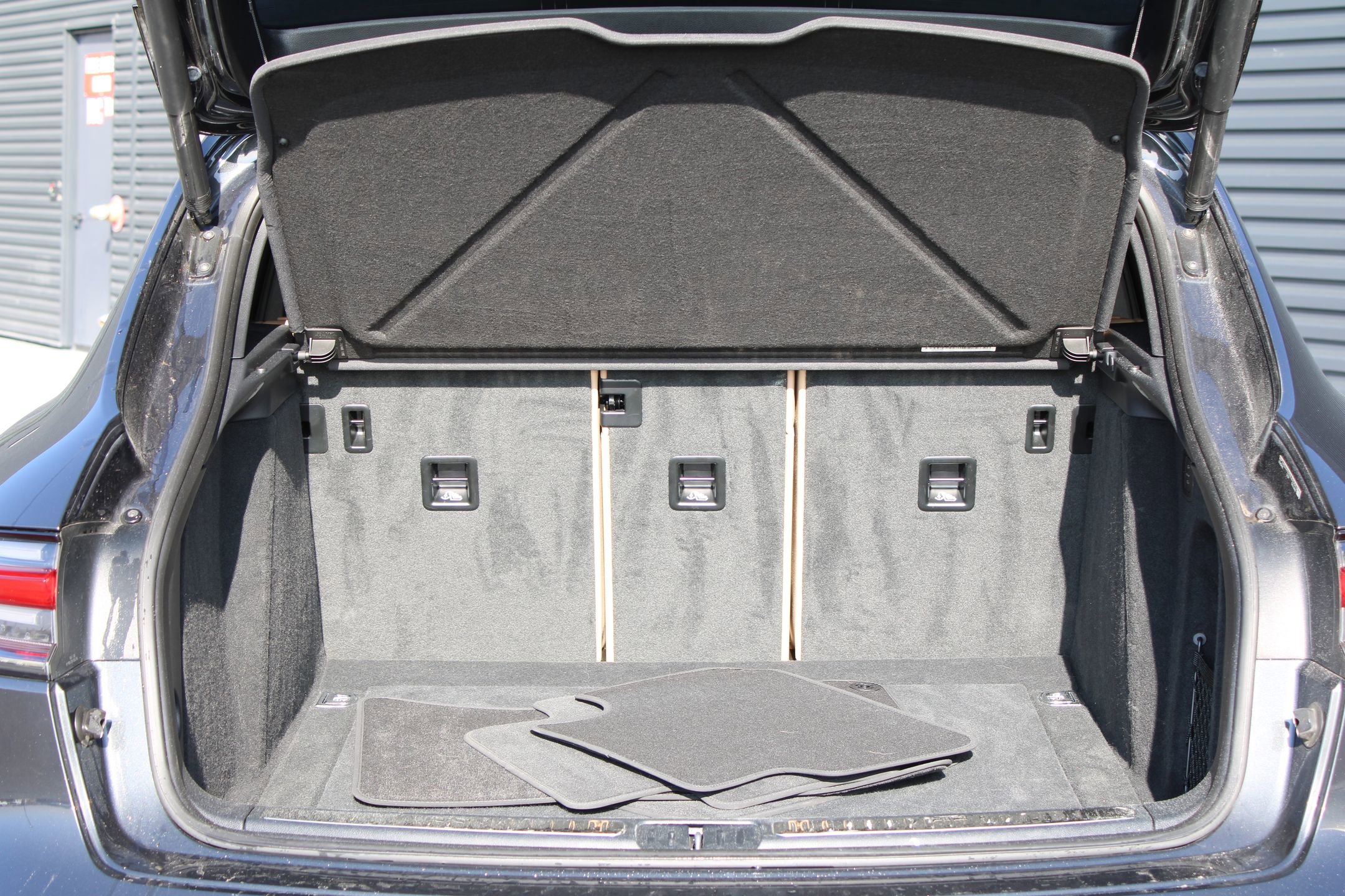 Certified 2022 Porsche Macan S image 24