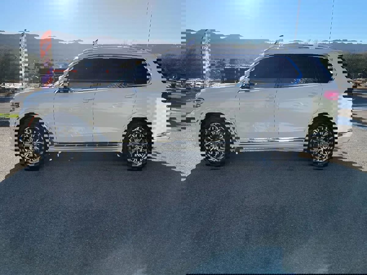 Used 2020 BMW X7 xDrive40i image 8