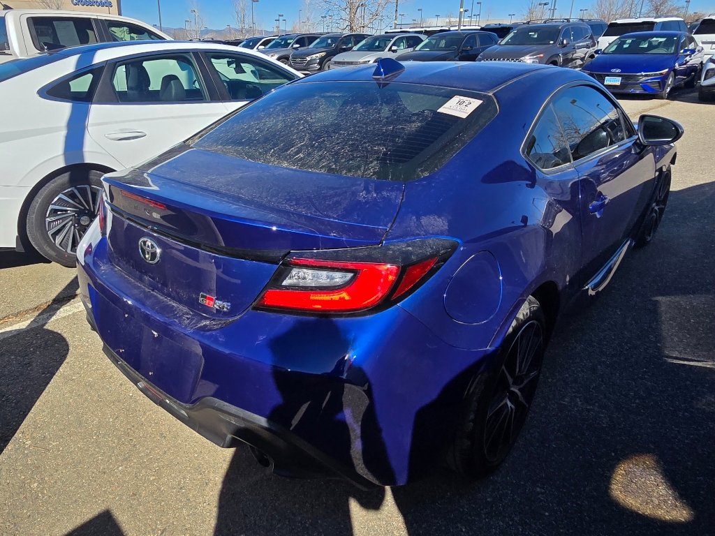 Used 2024 Toyota GR86 Base image 12