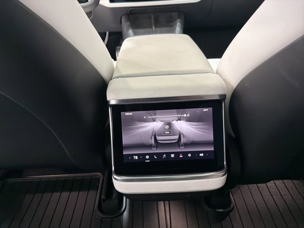 Used 2022 Tesla Model S Plaid image 16