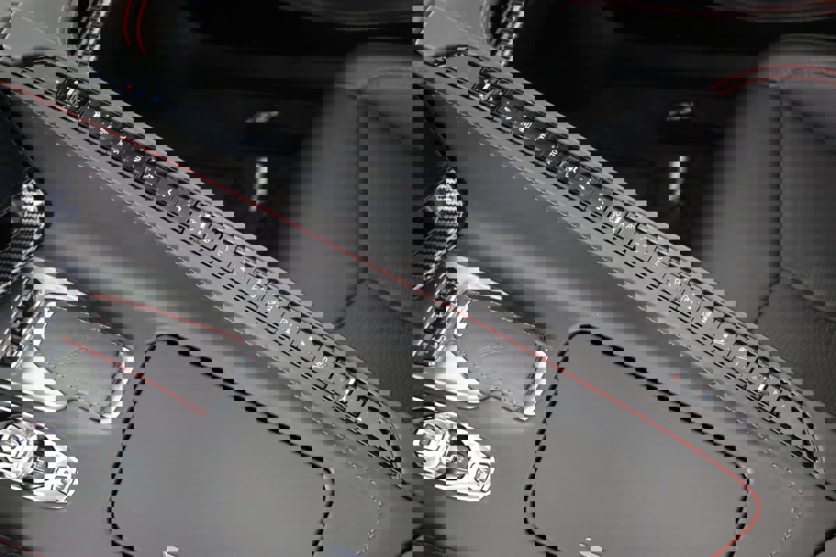 Used 2022 Chevrolet Corvette Stingray Premium Conv w/ Z51 Performance Package image 20