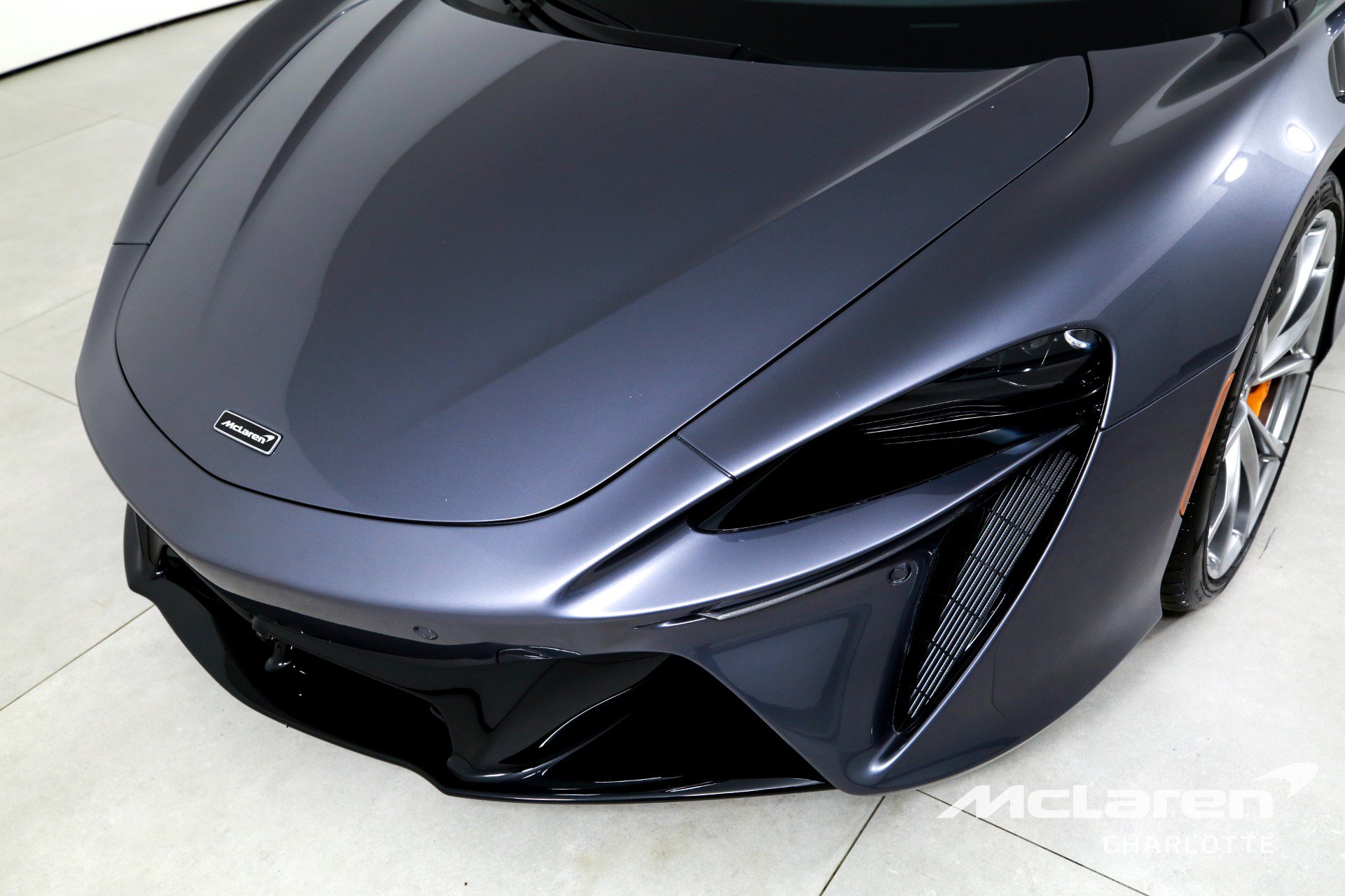 Used 2023 McLaren Artura image 29