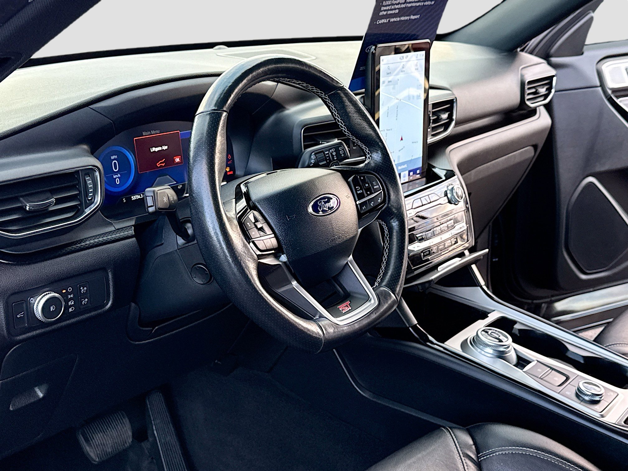 Certified 2022 Ford Explorer ST w/ ST Street Pack image 4