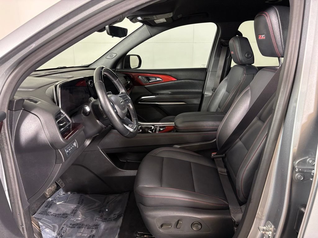 Used 2024 Chevrolet Traverse Z71 w/ Enhanced Driving Package AWD/4WD image 18