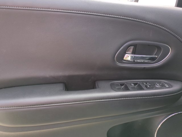 Used 2019 Honda HR-V EX-L image 11