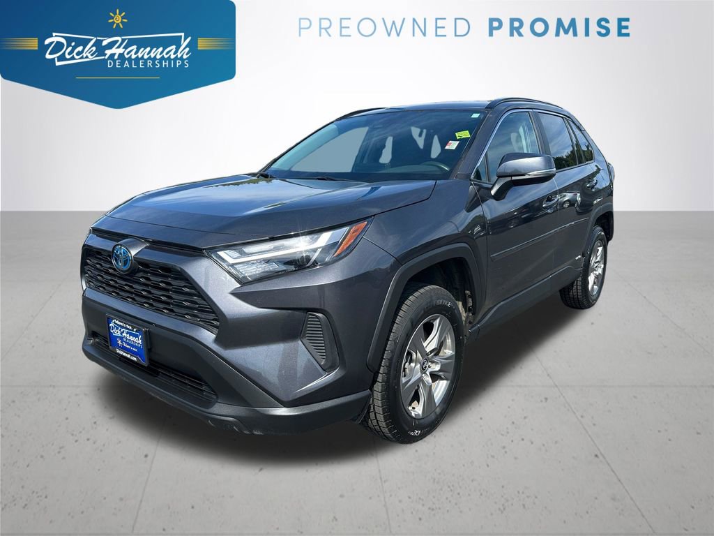 Used 2024 Toyota RAV4 LE AWD/4WD image 1