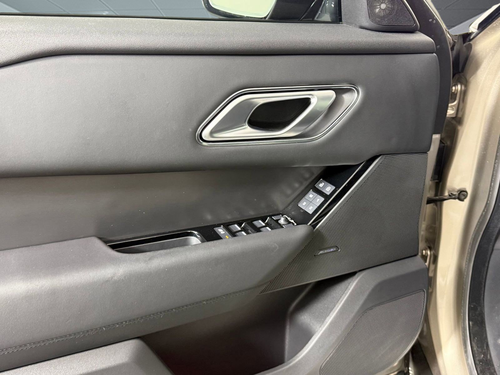 Certified 2026 Land Rover Range Rover Velar S image 26