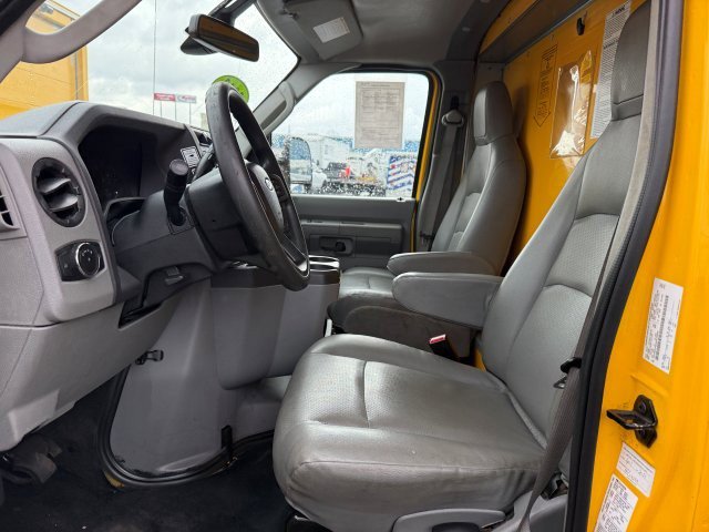 Used 2022 Ford E-350 and Econoline 350 Super Duty RWD image 17