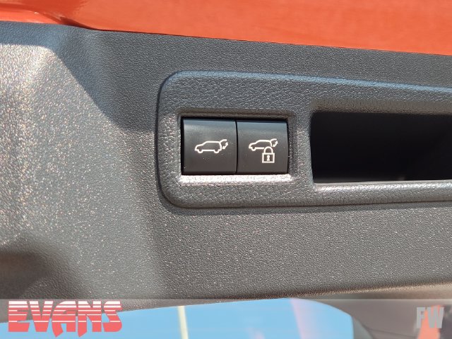 New 2026 Toyota C-HR AWD/4WD image 29