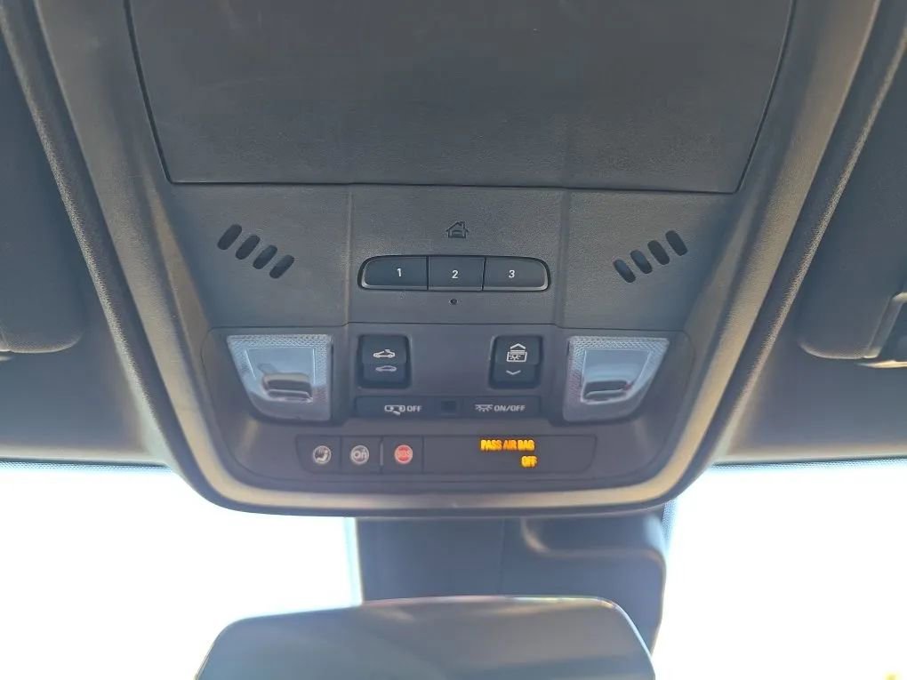 Used 2019 Cadillac XT4 Premium Luxury image 40