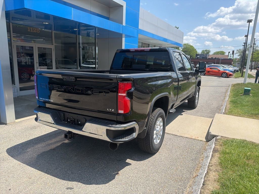 New 2026 Chevrolet Silverado 2500 LTZ w/ LTZ Plus Package AWD/4WD image 5
