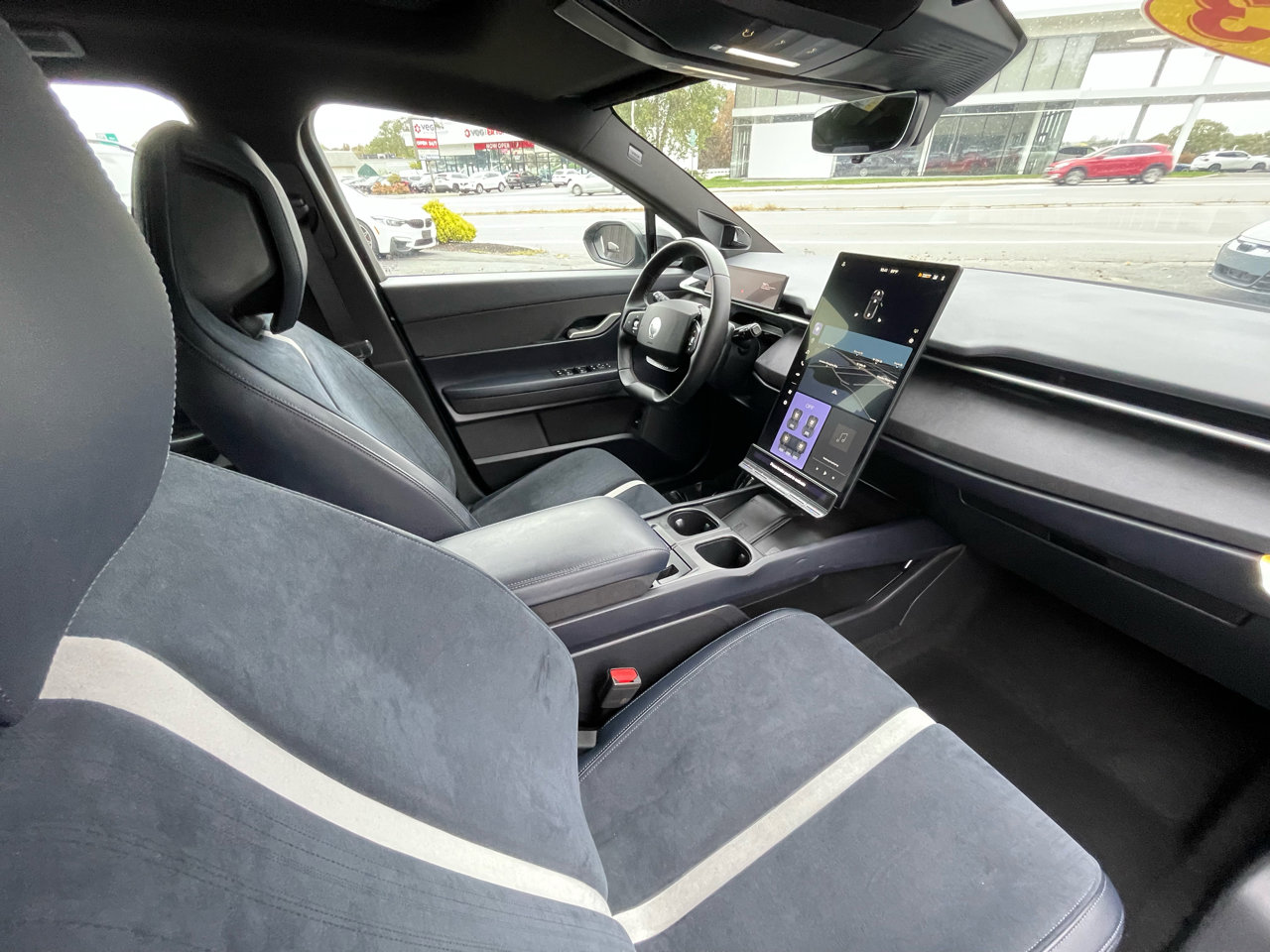 Used 2023 Fisker Ocean One image 47