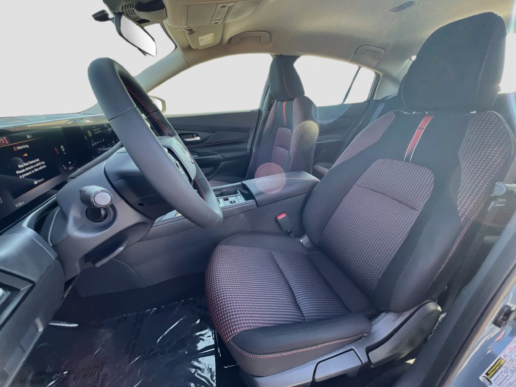 New 2027 Nissan Sentra SR w/ Floor Mat Package FWD image 19