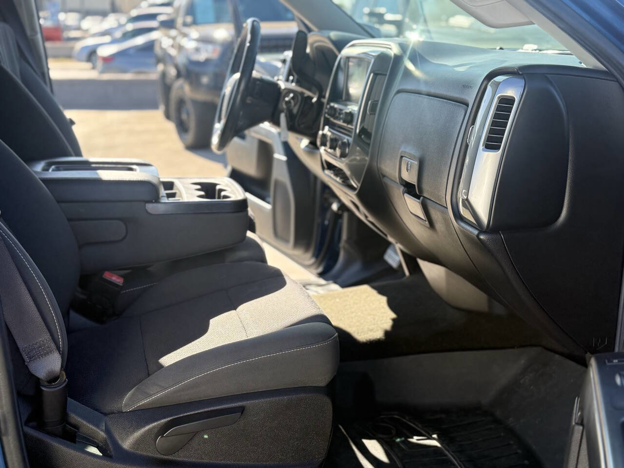 Used 2016 Chevrolet Silverado 1500 LT w/ All Star Edition AWD/4WD image 4