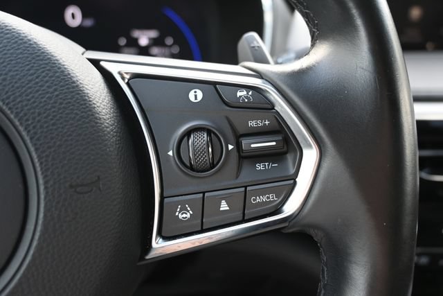 Used 2023 Acura MDX w/ Technology Package AWD/4WD image 40