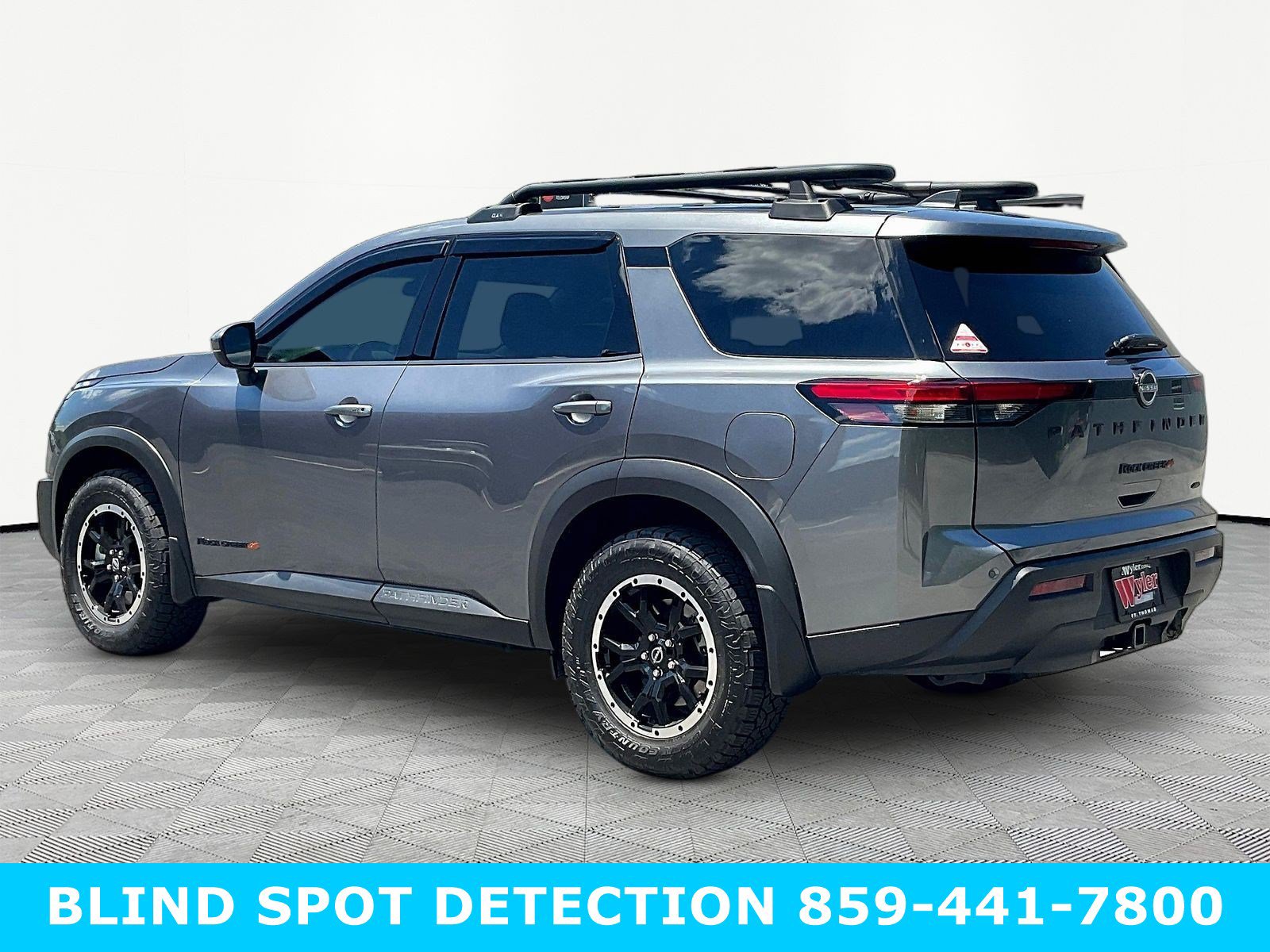 Used 2025 Nissan Pathfinder Rock Creek AWD/4WD image 4