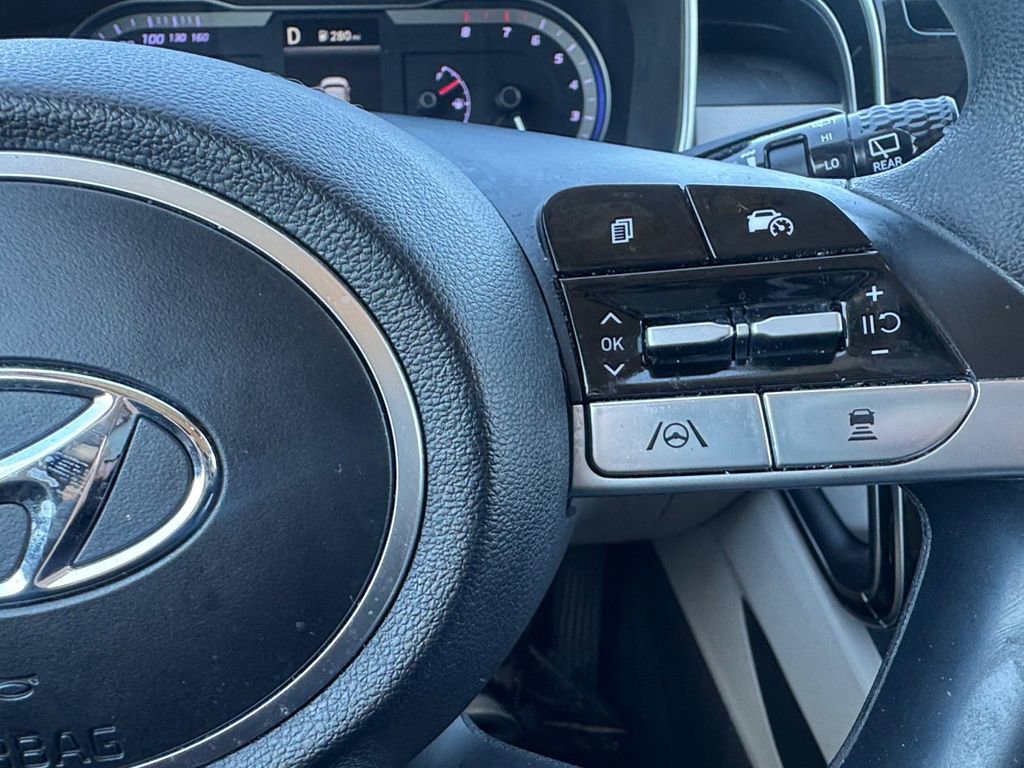 Certified 2022 Hyundai Tucson SEL w/ Cargo Package image 19