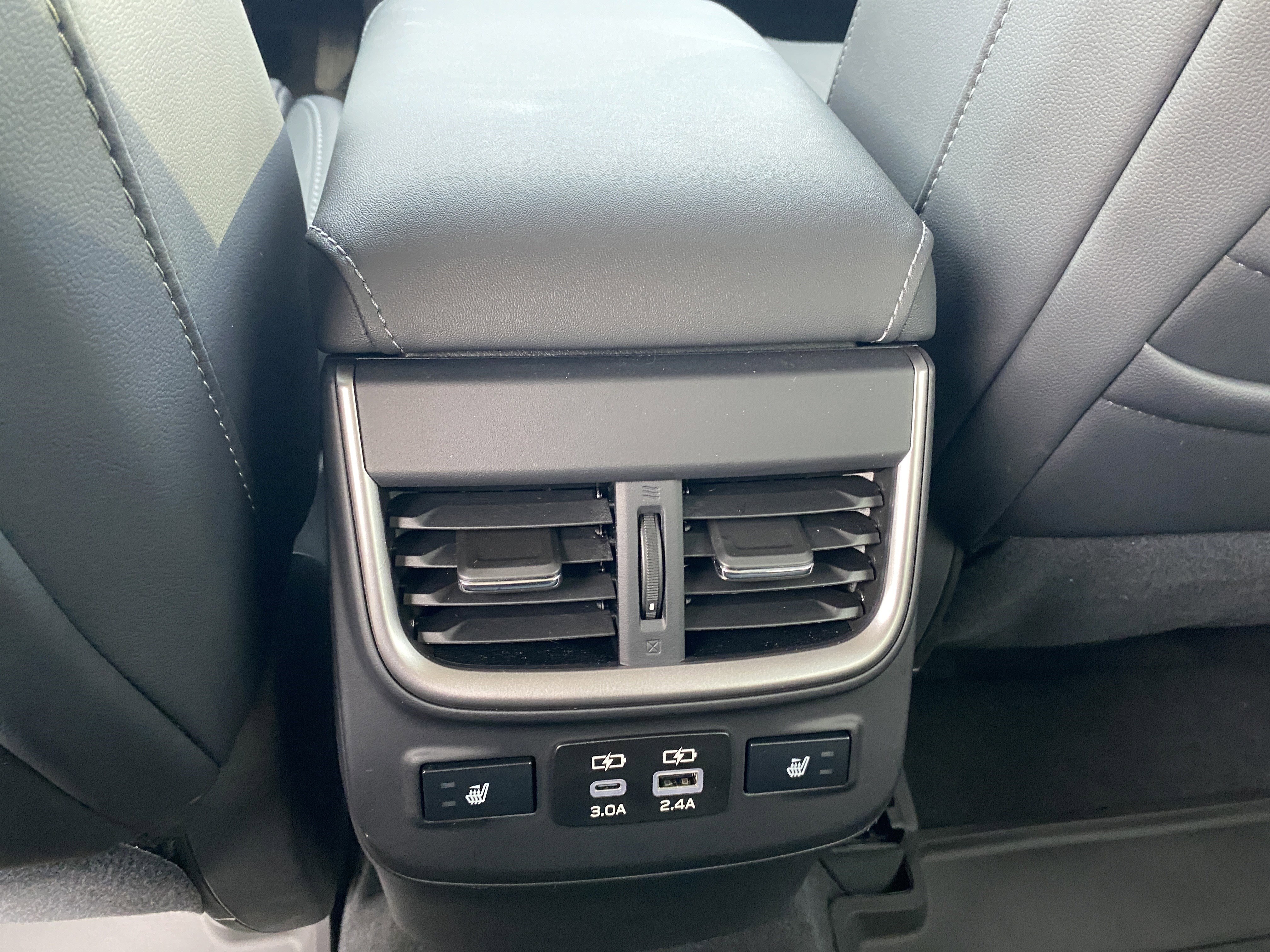 Used 2025 Subaru Outback Limited image 33