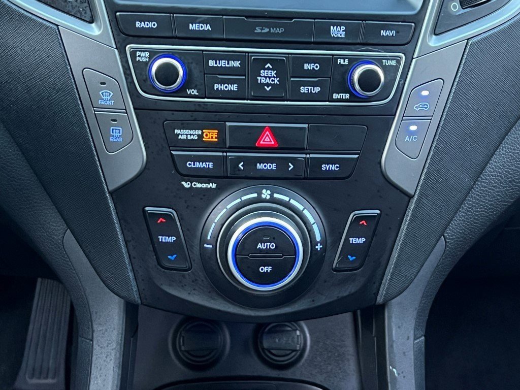 Used 2017 Hyundai Santa Fe Sport image 22