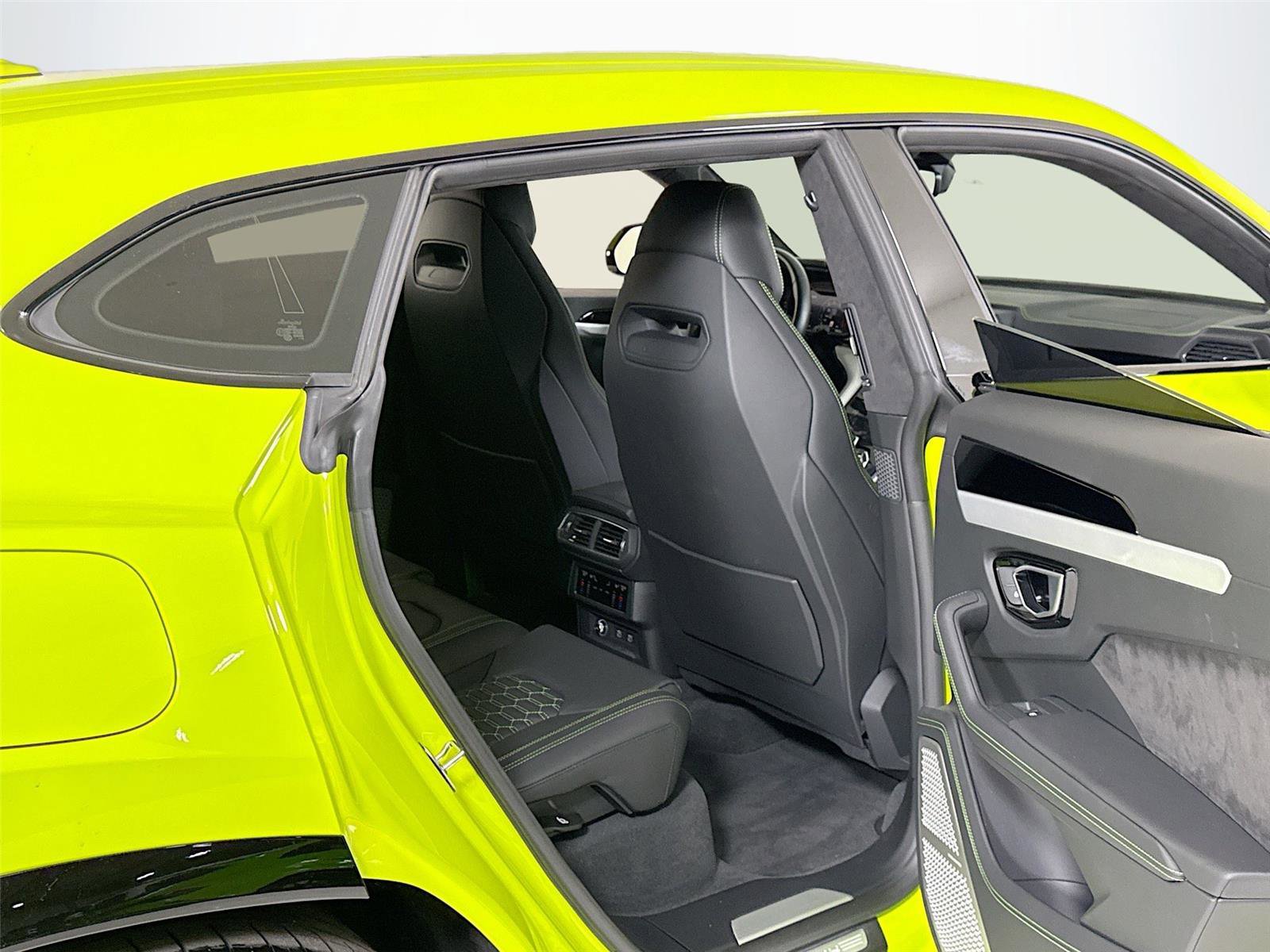 Used 2024 Lamborghini Urus S image 30