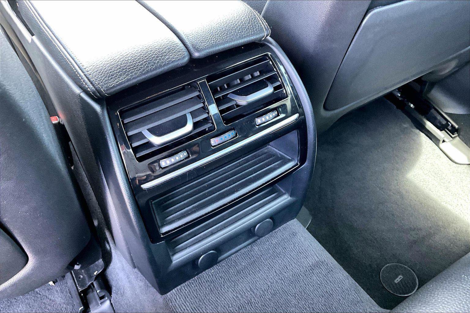 Used 2018 BMW 540i xDrive image 10