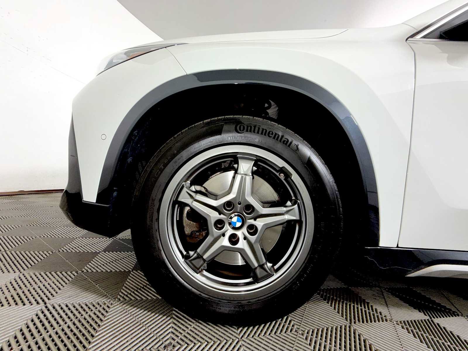 Used 2024 BMW X1 xDrive28i w/ Convenience Package AWD/4WD image 10